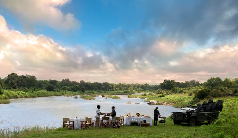 Lion Sands, Tinga Lodge-Lion Sands, Bush Breakfast